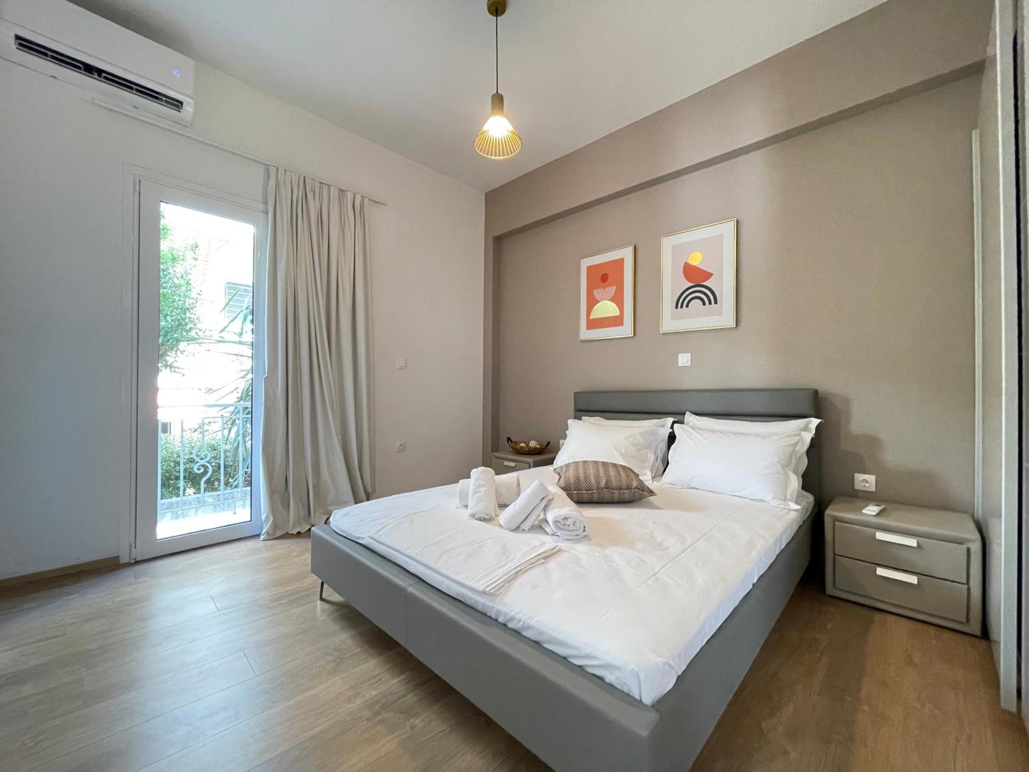 Athenean Bnb Seaside Serenity Steps From The Riviera Экстерьер фото