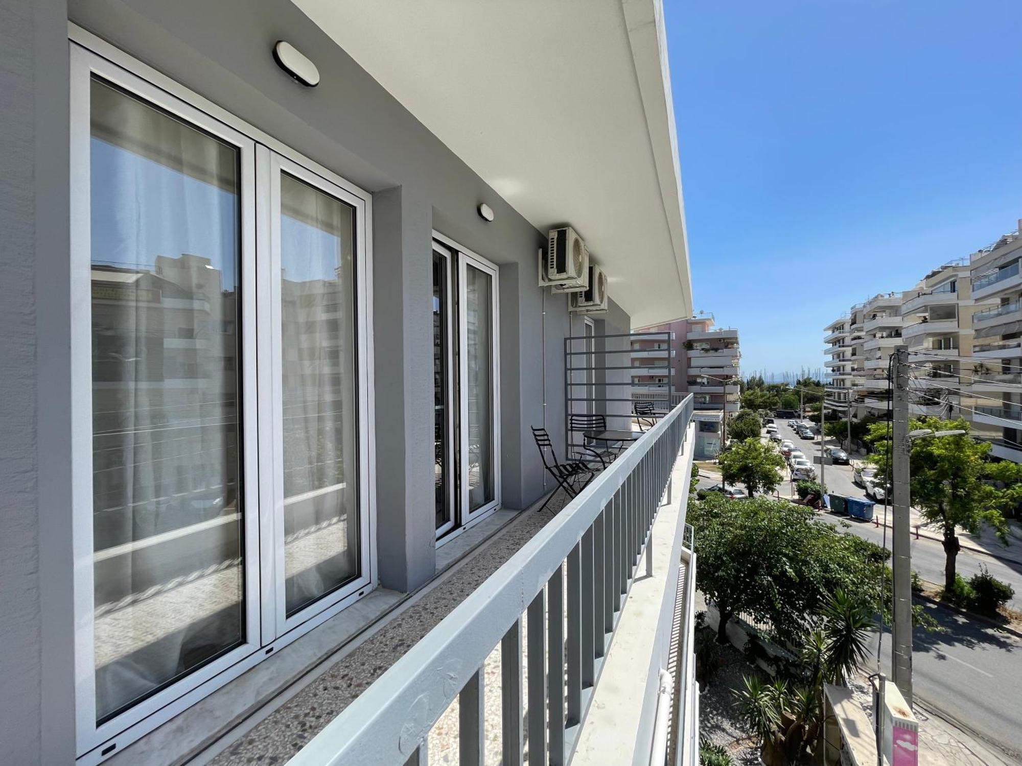 Athenean Bnb Seaside Serenity Steps From The Riviera Экстерьер фото